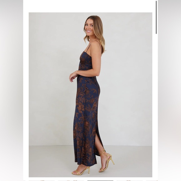 Maxine Dress - Picture 4 of 5